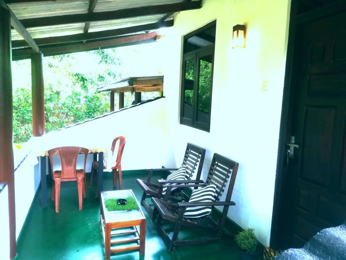 Lakmal Homestay ,10 Minutes To Sigiriya Rock المظهر الخارجي الصورة